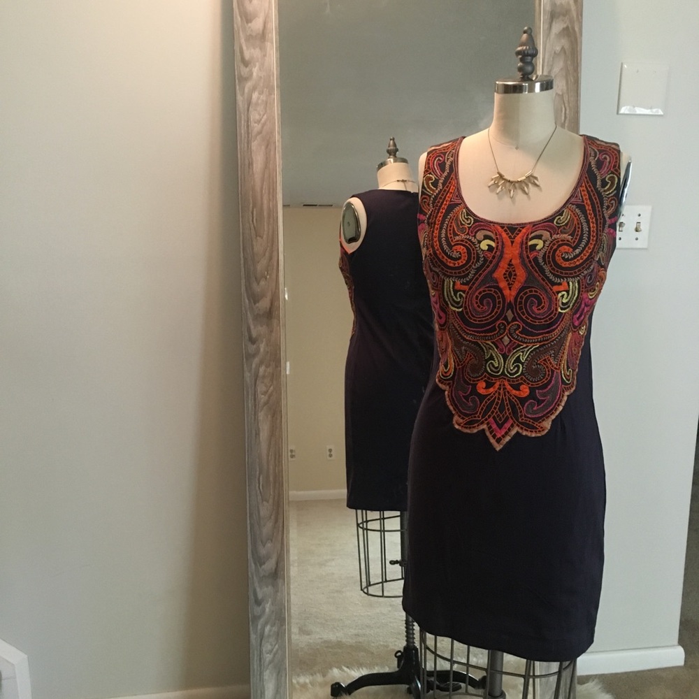 Muse Embroidered Shift Dress